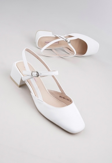 Туфли на низком каблуке Mario Berlucci Туфли на низком каблуке Mario Berlucci