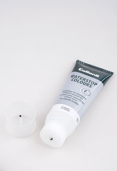 20-1310 Waterstop tube /751 черный/, крем снего/водоотталк. COLLONIL (Цвет: черный;)