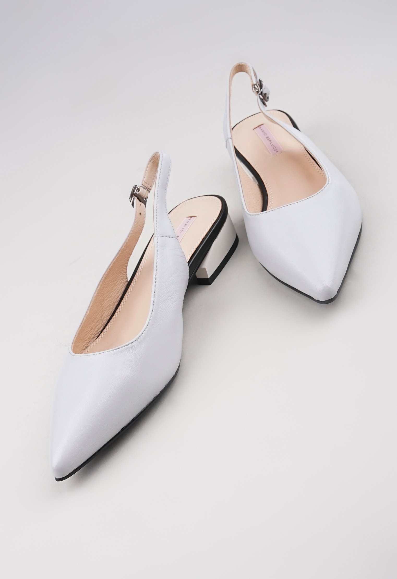 Туфли на низком каблуке Mario Berlucci Туфли на низком каблуке Mario Berlucci