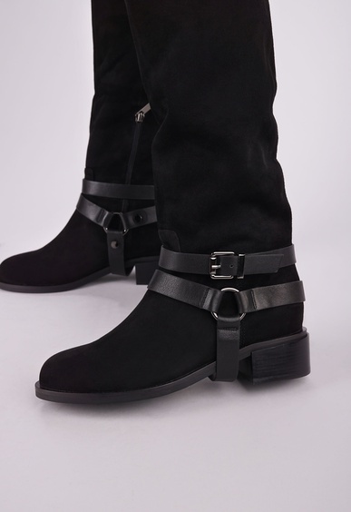 Сапоги на низком каблуке Mario Berlucci Сапоги на низком каблуке Mario Berlucci