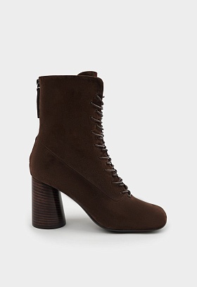 Коричневый