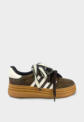 Коричневый