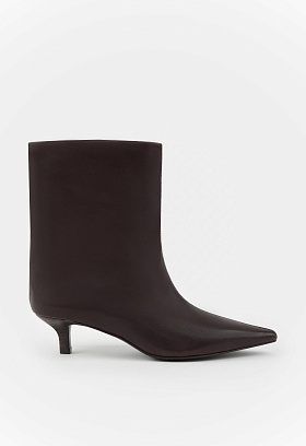 Коричневый